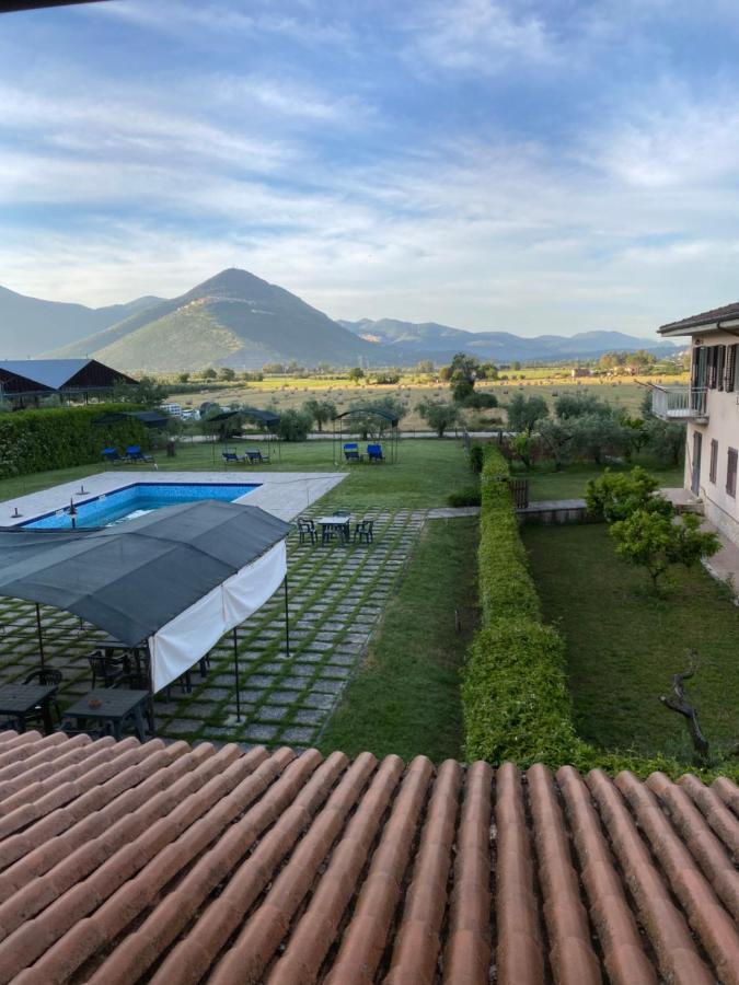 La Fattoria Di Carlotta Villa Maenza Exteriör bild