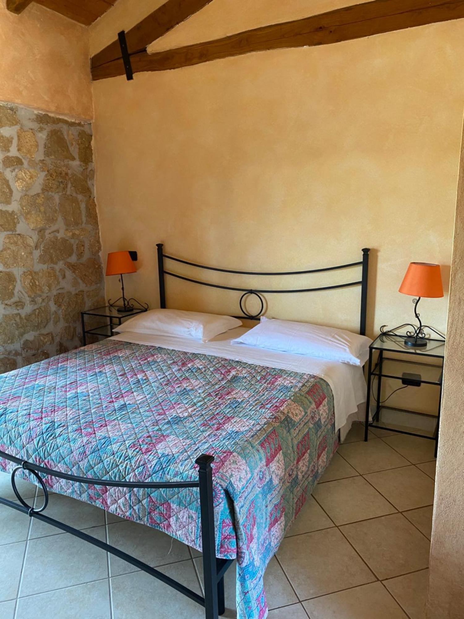 La Fattoria Di Carlotta Villa Maenza Exteriör bild